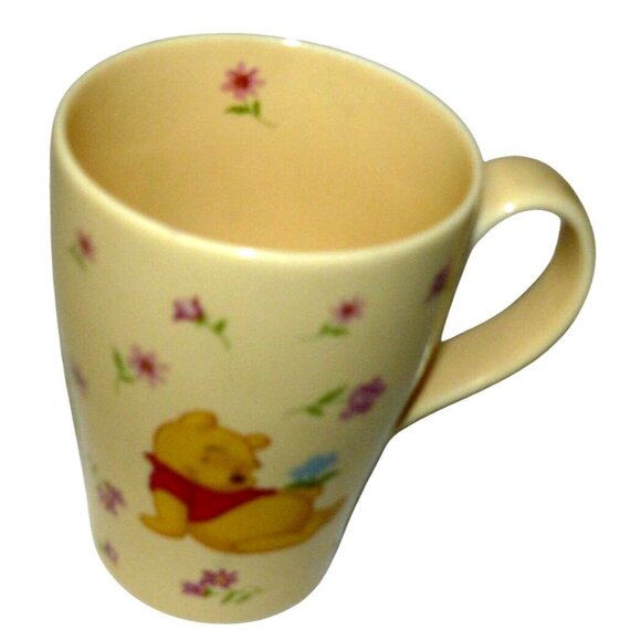 Rare Winnie The Pooh Floral Disney Mug Yellow Ceramic 14 Oz Coffee Tea Cup - Picture 1 of 6